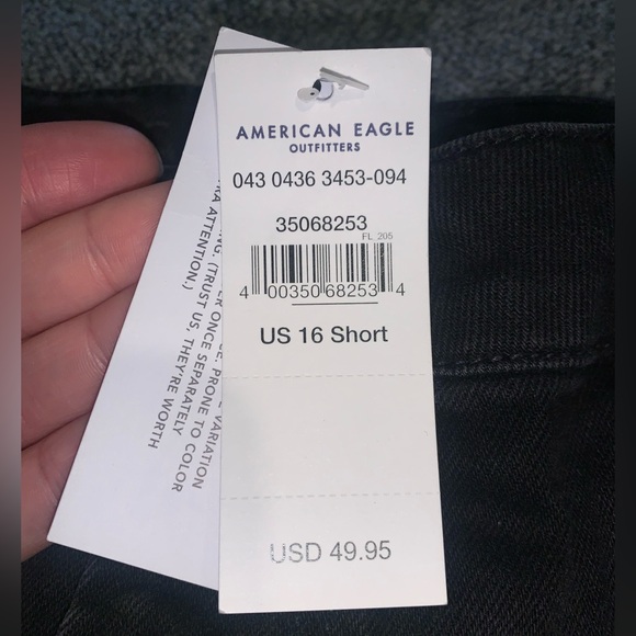 Mom Straight Leg Jeans - Picture 5 of 11